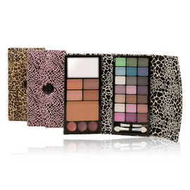 WILD SAFARI MEGA WALLET MAKEUP KIT