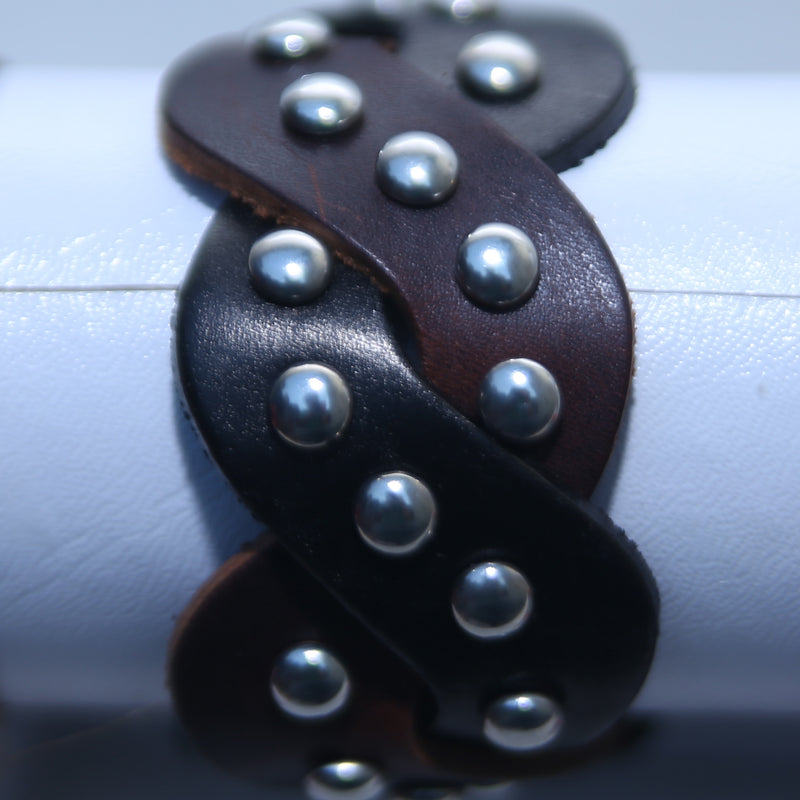 SINGLE LEATHER BLACK AND BROWN TYPE MEN BRACELET