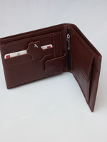 Medium leather wallet for Men