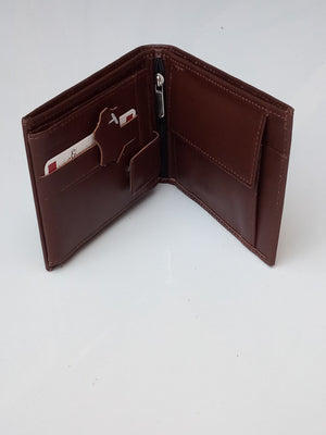 Medium leather wallet for Men