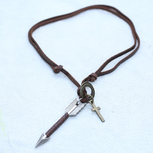ARROW TYPE MEN NECKLACE IN BROWN